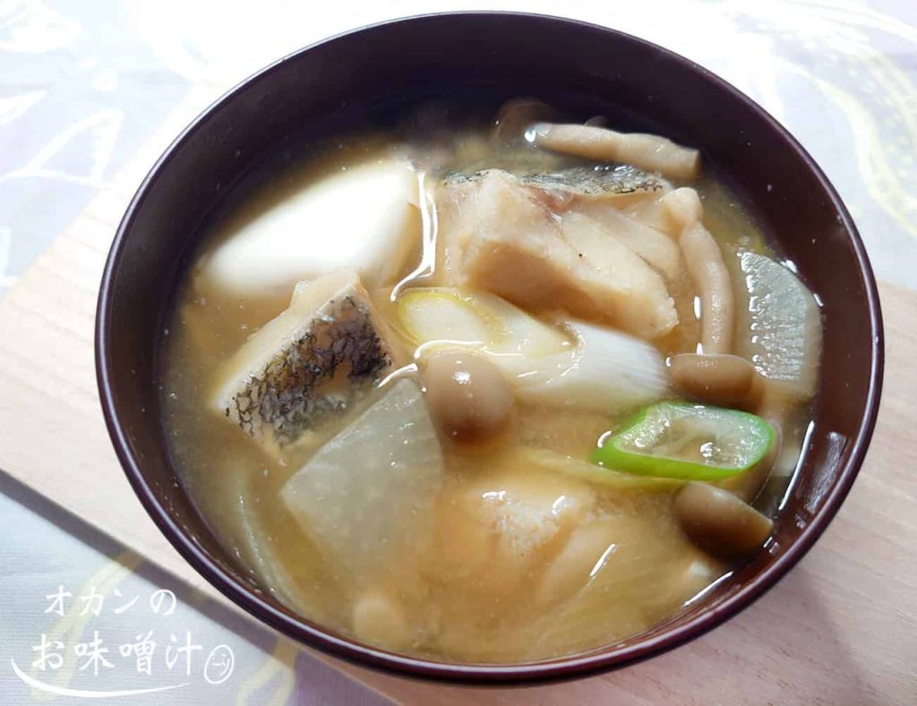鱈（たら）の味噌汁